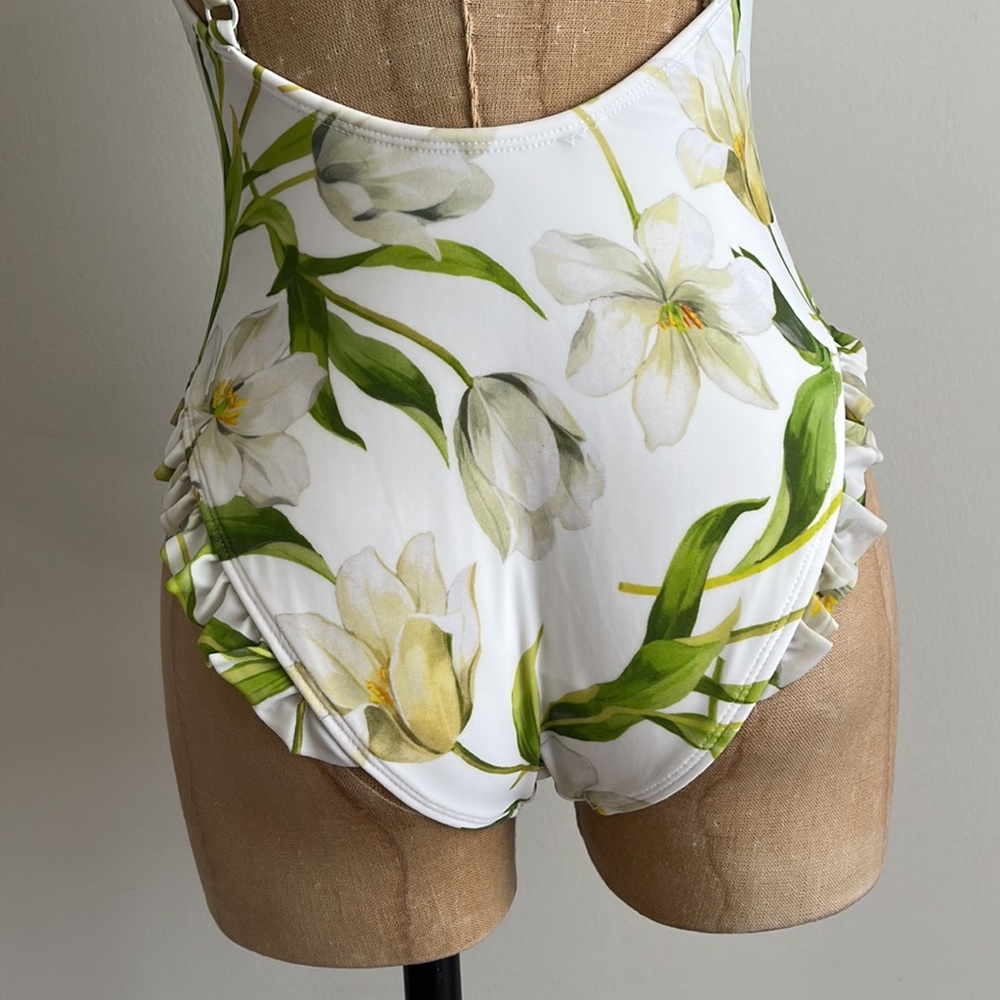 ASOS One-Piece - Picture 5 of 7